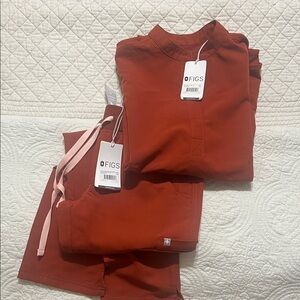 Figs Brick Red Rust NWT Scrub Set XXS—Gorgeous sold-out color!!